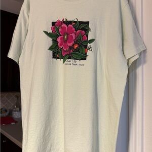 VTG style graphic tee featuring a "Sea Lily" design Lincolnville Beach, Maine.